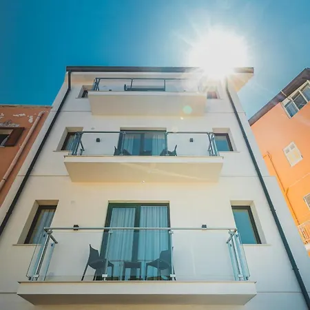 Rentopolis Sunset Luxury