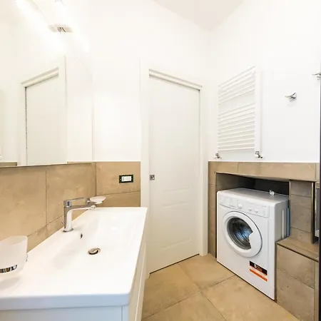Rentopolis Sunset Luxury Apartament *