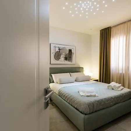 Rentopolis Sunset Luxury Apartament
